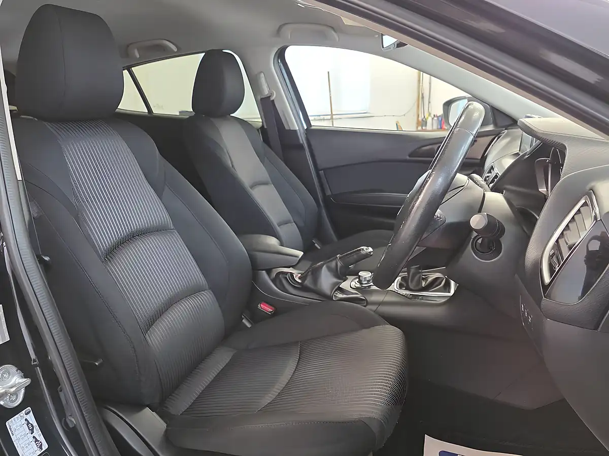 Used 2016 Mazda Mazda3 Se-L Nav Other - Interior and Exterior details 8