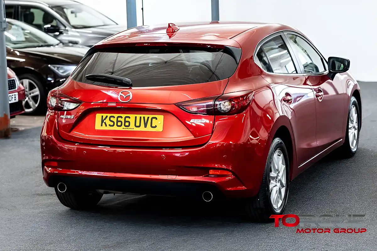 Used 2016 Mazda Mazda3 Se-L Nav Red - Interior and Exterior details 6