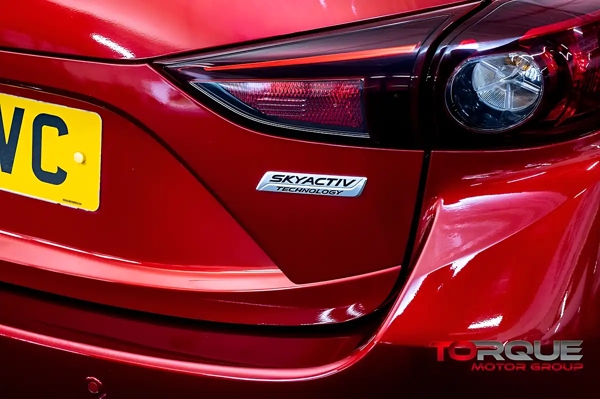 Used 2016 Mazda Mazda3 Se-L Nav Red - Interior and Exterior details 8