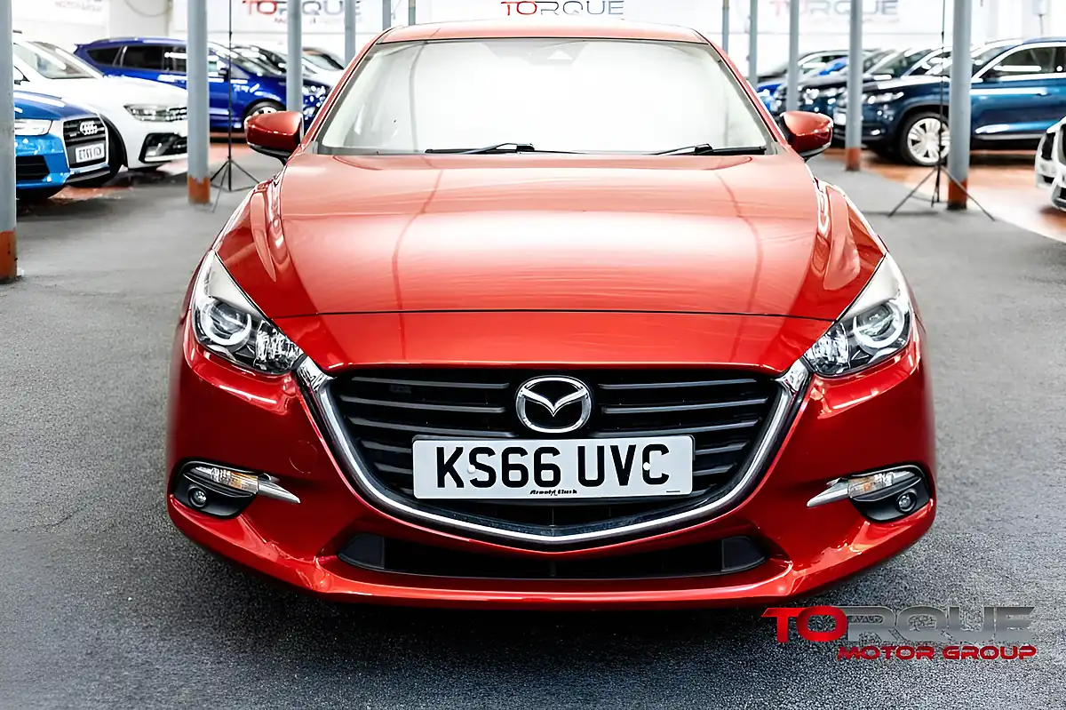 Used 2016 Mazda Mazda3 Se-L Nav Red - Interior and Exterior details 9