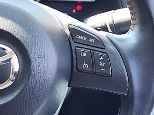 Used 2016 Mazda MAZDA3 Se-L Nav Red - Interior and Exterior details 16