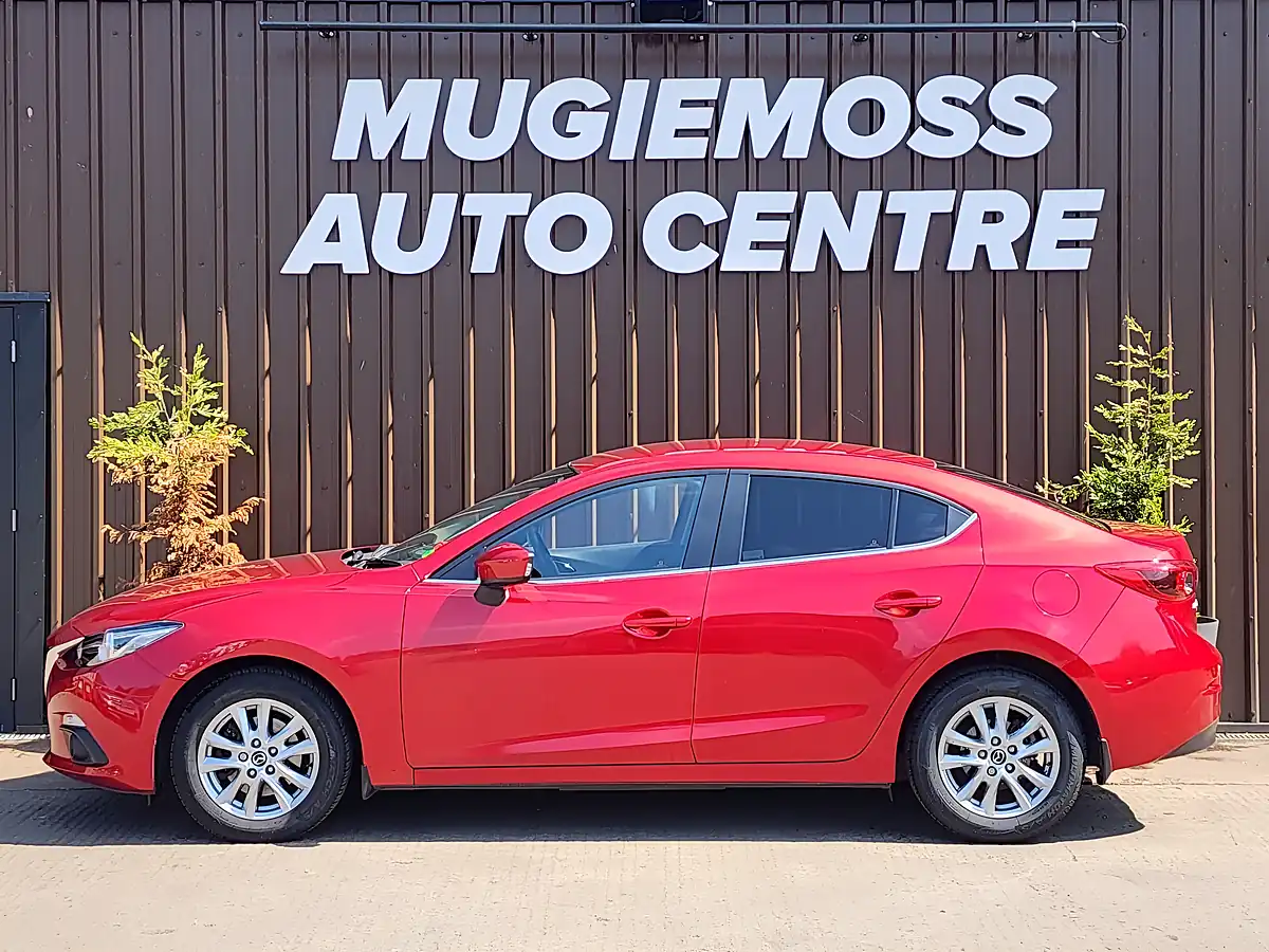Used 2016 Mazda MAZDA3 Se-L Nav Red - Interior and Exterior details 4