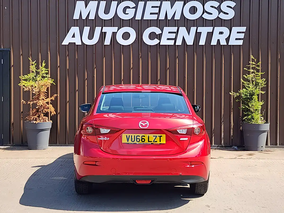 Used 2016 Mazda MAZDA3 Se-L Nav Red - Interior and Exterior details 5