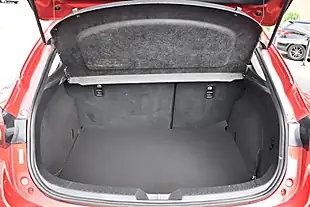 Used 2016 Mazda Mazda3 Se Nav Red - Interior and Exterior details 12