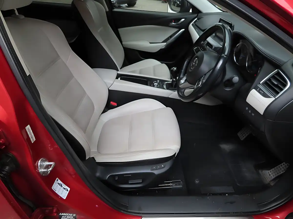 Used 2016 Mazda Mazda6 Sport Nav Tourer Red - Interior and Exterior details 7