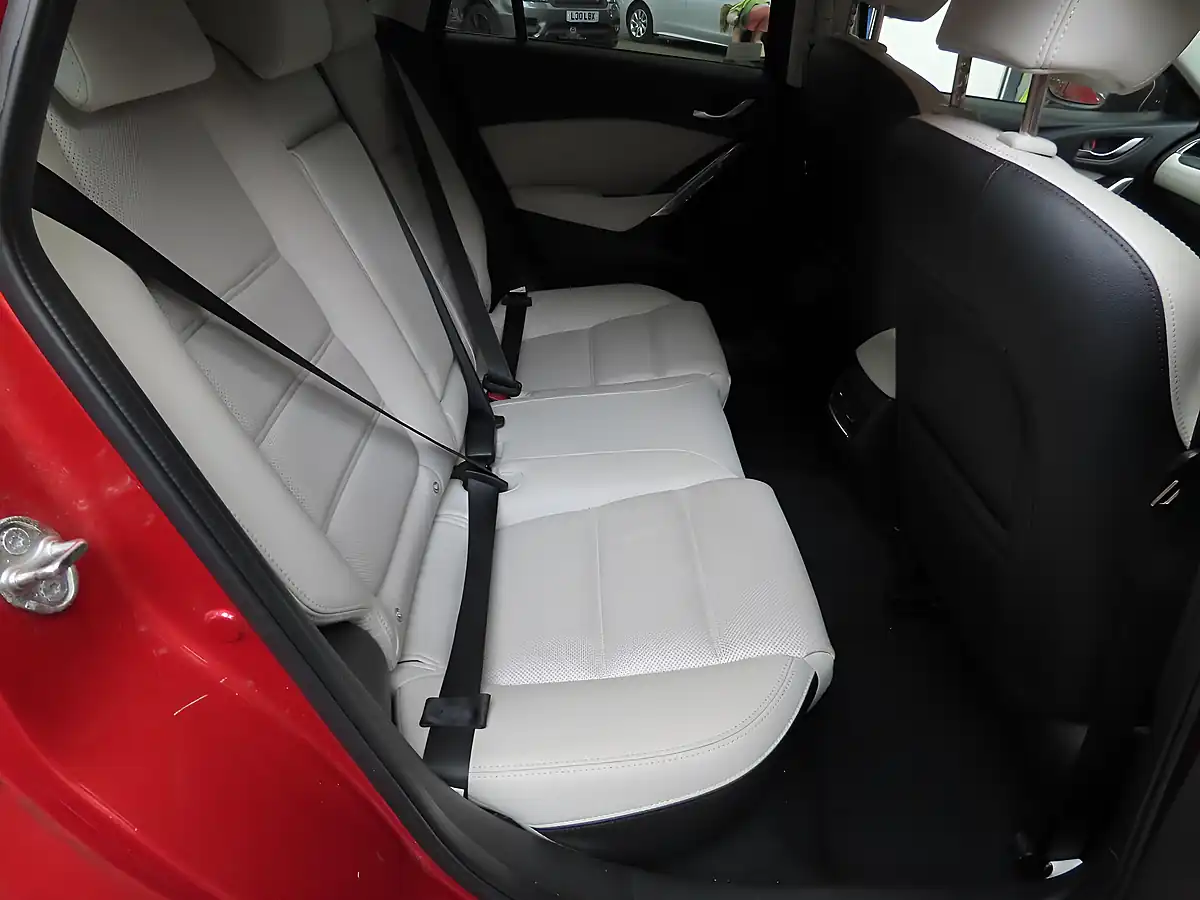 Used 2016 Mazda Mazda6 Sport Nav Tourer Red - Interior and Exterior details 9