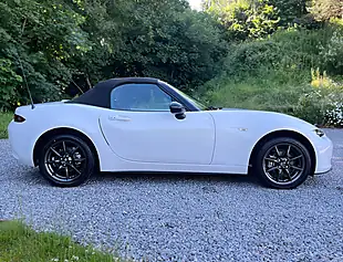 Used 2016 Mazda MX-5 Sport Arctic White - Interior and Exterior details 2