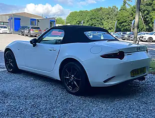 Used 2016 Mazda MX-5 Sport Arctic White - Interior and Exterior details 5