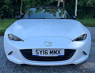 Used 2016 Mazda MX-5 Sport Arctic White - Interior and Exterior details 8