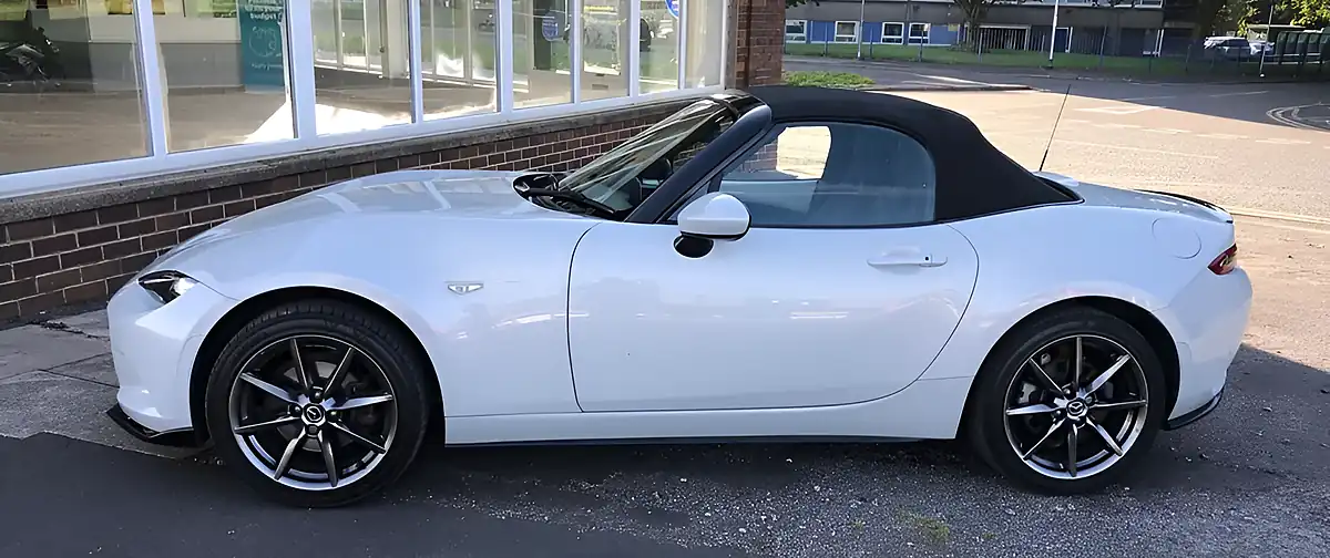 Used 2016 Mazda MX-5 Sport Nav Silver - Interior and Exterior details 18