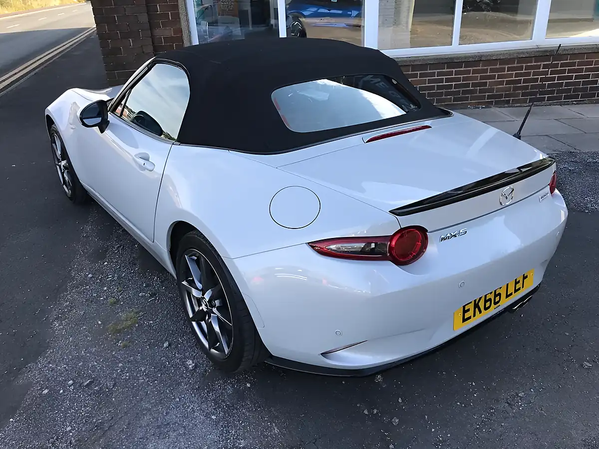 Used 2016 Mazda MX-5 Sport Nav Silver - Interior and Exterior details 19