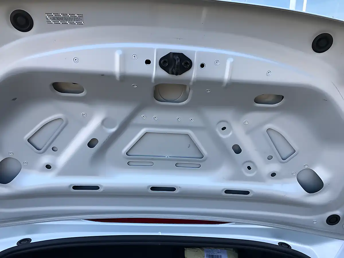 Used 2016 Mazda MX-5 Sport Nav Silver - Interior and Exterior details 20