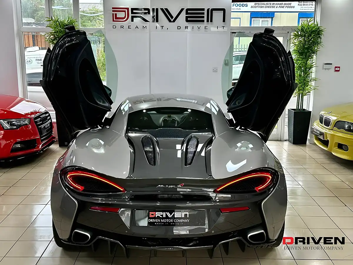 Used 2016 Mclaren 570S Coupe Silver - Interior and Exterior details 11