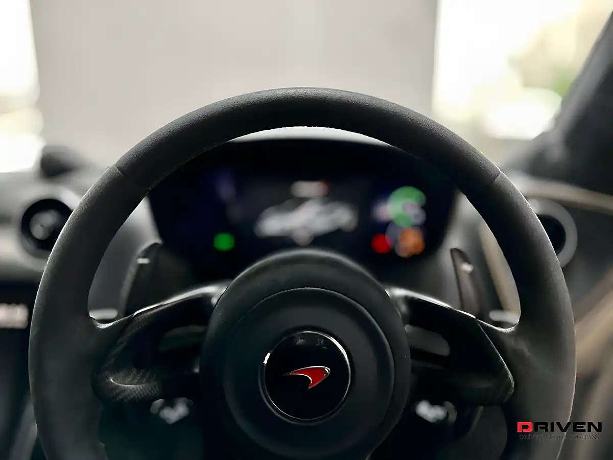 Used 2016 Mclaren 570S Coupe Silver - Interior and Exterior details 17