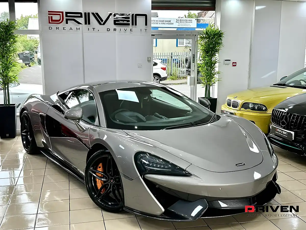 Used 2016 Mclaren 570S Coupe Silver - Interior and Exterior details 4