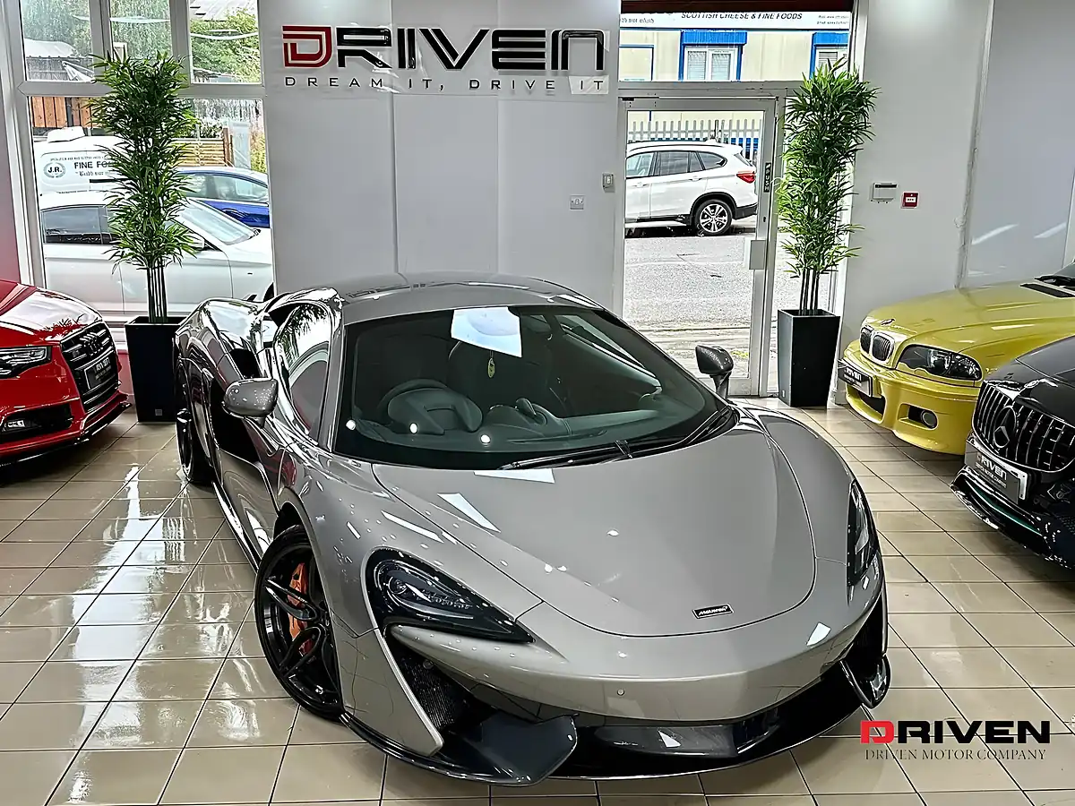 Used 2016 Mclaren 570S Coupe Silver - Interior and Exterior details 7