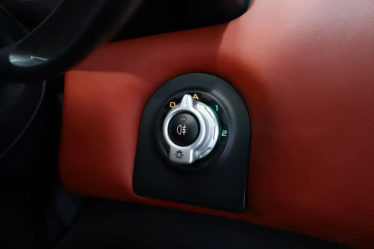 Used 2016 Mclaren 650S Spider Grey - Interior and Exterior details 17