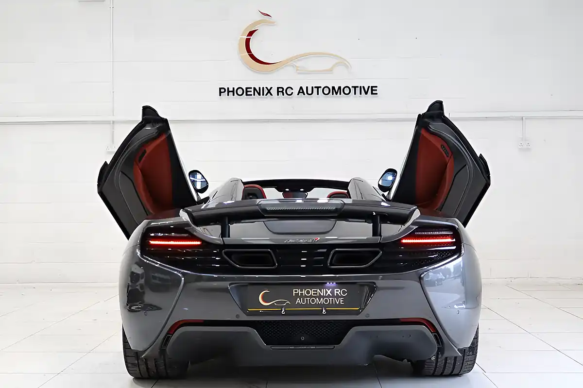 Used 2016 Mclaren 650S Spider Grey - Interior and Exterior details 3