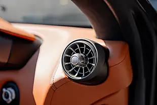 Used 2016 Mclaren 675LT Spider Fire Black - Interior and Exterior details 12