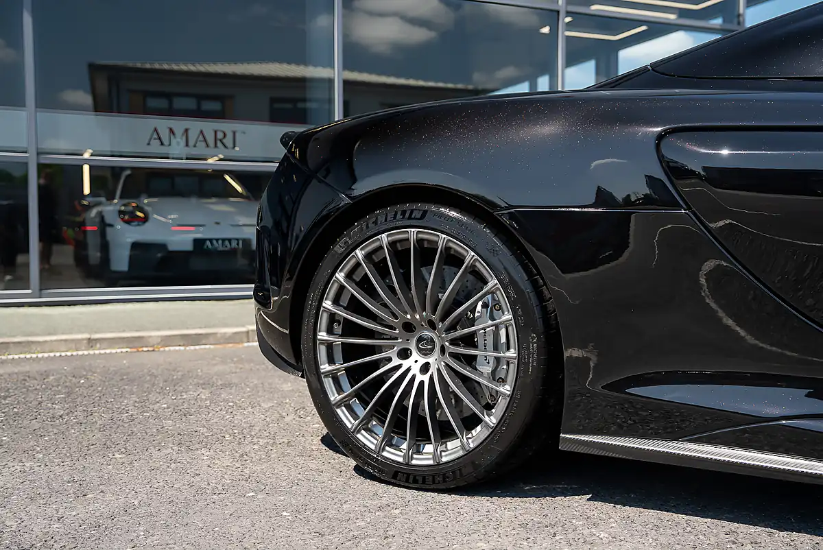 Used 2016 Mclaren 675LT Spider Fire Black - Interior and Exterior details 18