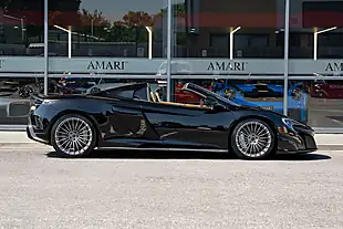 Used 2016 Mclaren 675LT Spider Fire Black - Interior and Exterior details 2