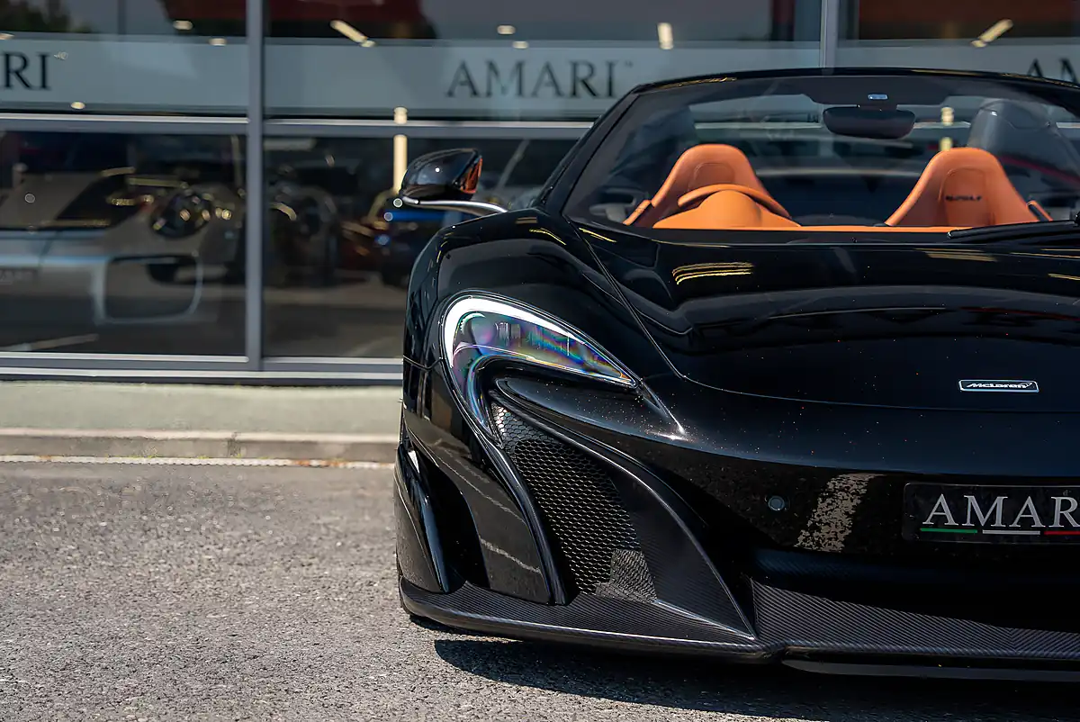Used 2016 Mclaren 675LT Spider Fire Black - Interior and Exterior details 7