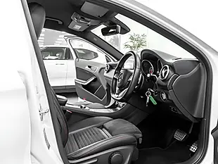 Used 2016 Mercedes a-Class AMG Line (premium) Cirrus White - Interior and Exterior details 11