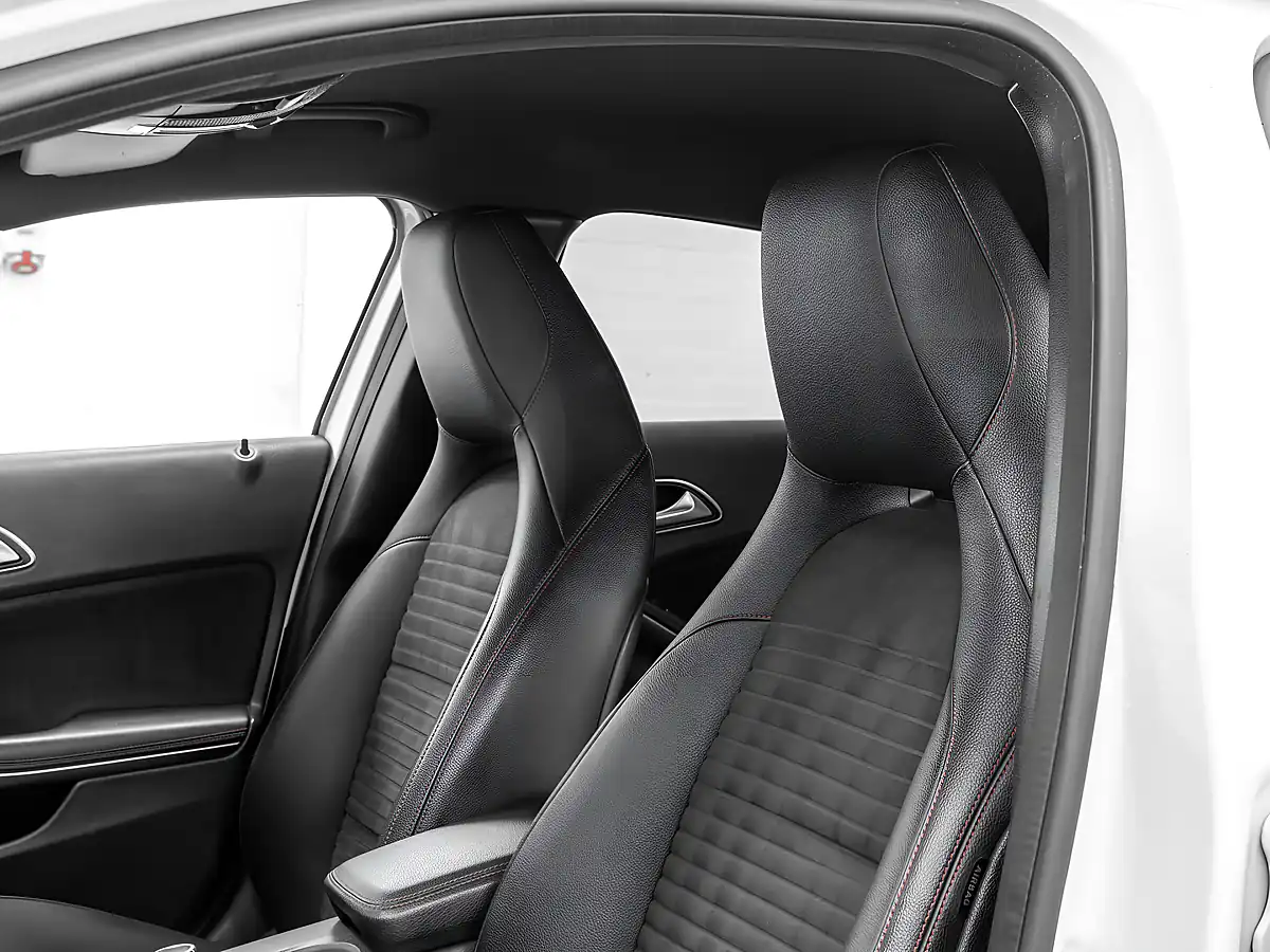Used 2016 Mercedes a-Class AMG Line (premium) Cirrus White - Interior and Exterior details 15