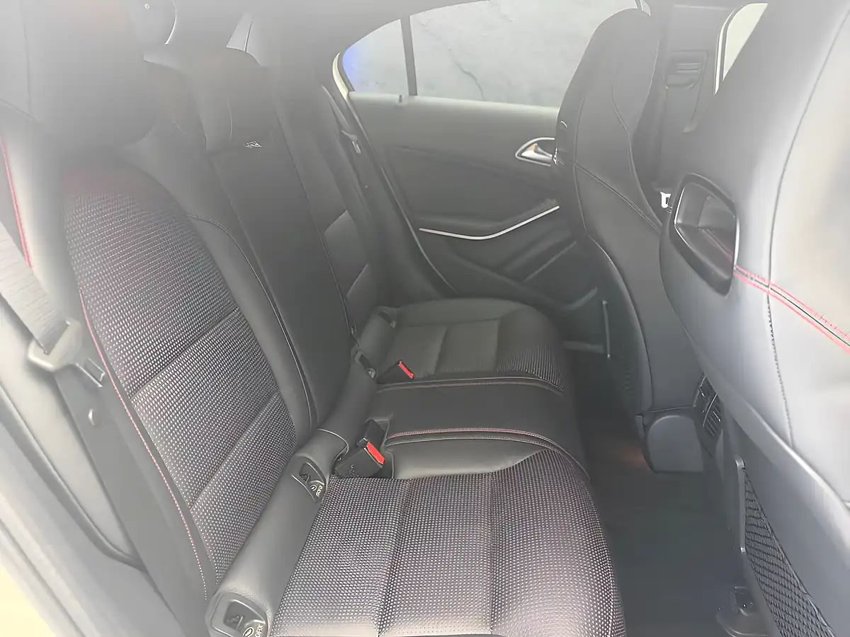 Used 2016 Mercedes-Benz a Class AMG Line (premium) White - Interior and Exterior details 19