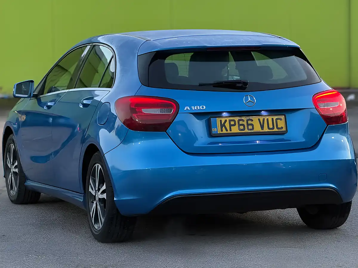 Used 2016 Mercedes-Benz a Class Se Blue - Interior and Exterior details 7