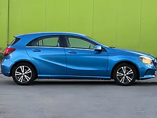 Used 2016 Mercedes-Benz a Class Se Blue - Interior and Exterior details 9