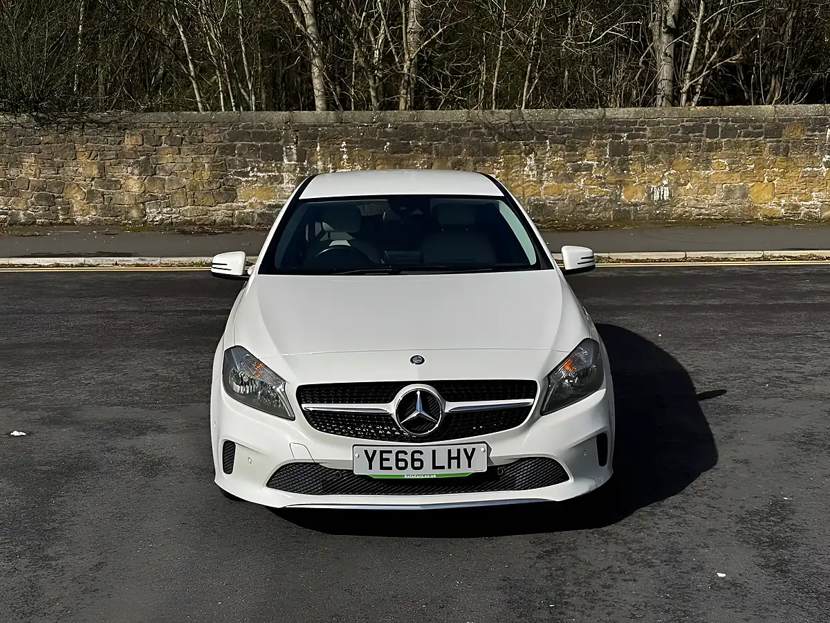 Used 2016 Mercedes-Benz a-Class Se (executive) White - Interior and Exterior details 9