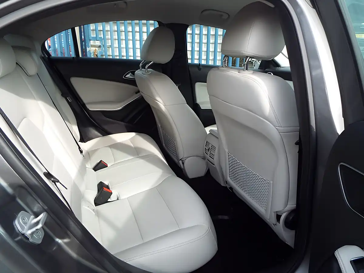 Used 2016 Mercedes-Benz a Class Sport (executive) Grey - Interior and Exterior details 12