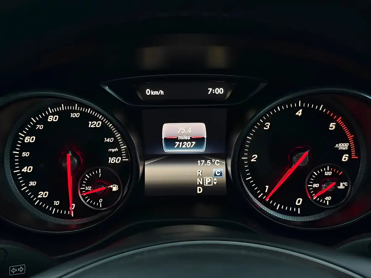 Used 2016 Mercedes-Benz a Class Sport (executive) White - Interior and Exterior details 19