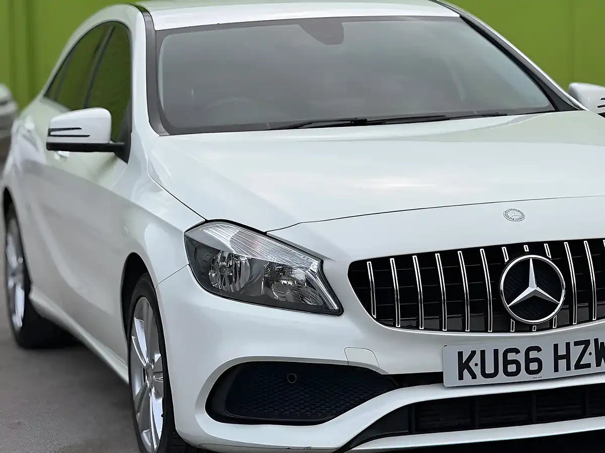 Used 2016 Mercedes-Benz a Class Sport (executive) White - Interior and Exterior details 3
