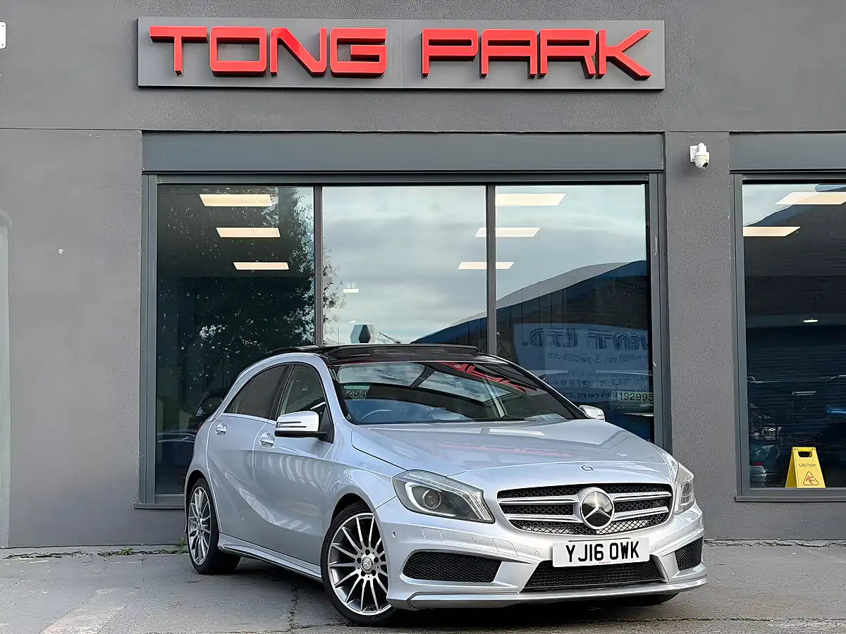 Used 2016 Mercedes-Benz a Class Sport Grey - Front View