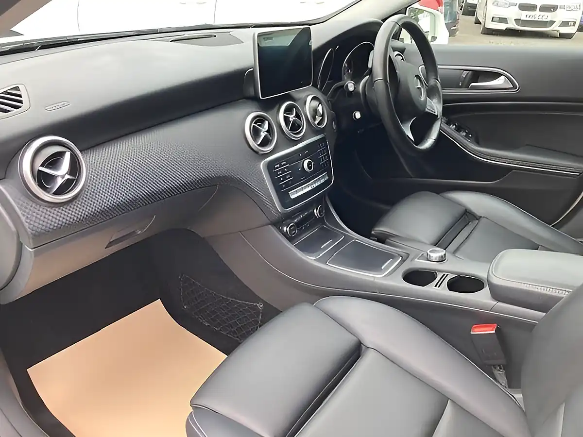 Used 2016 Mercedes-Benz a Class Sport (premium) White - Interior and Exterior details 13