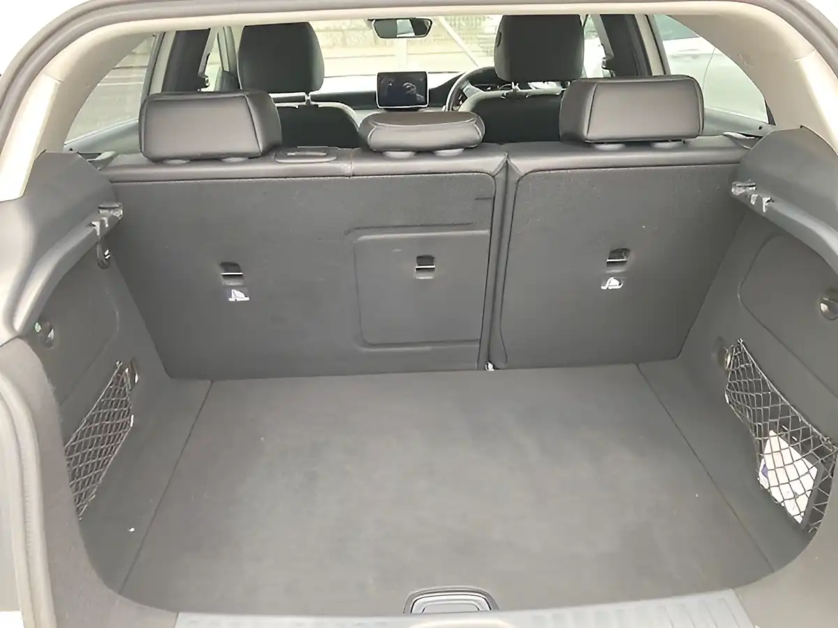 Used 2016 Mercedes-Benz a Class Sport (premium) White - Interior and Exterior details 15