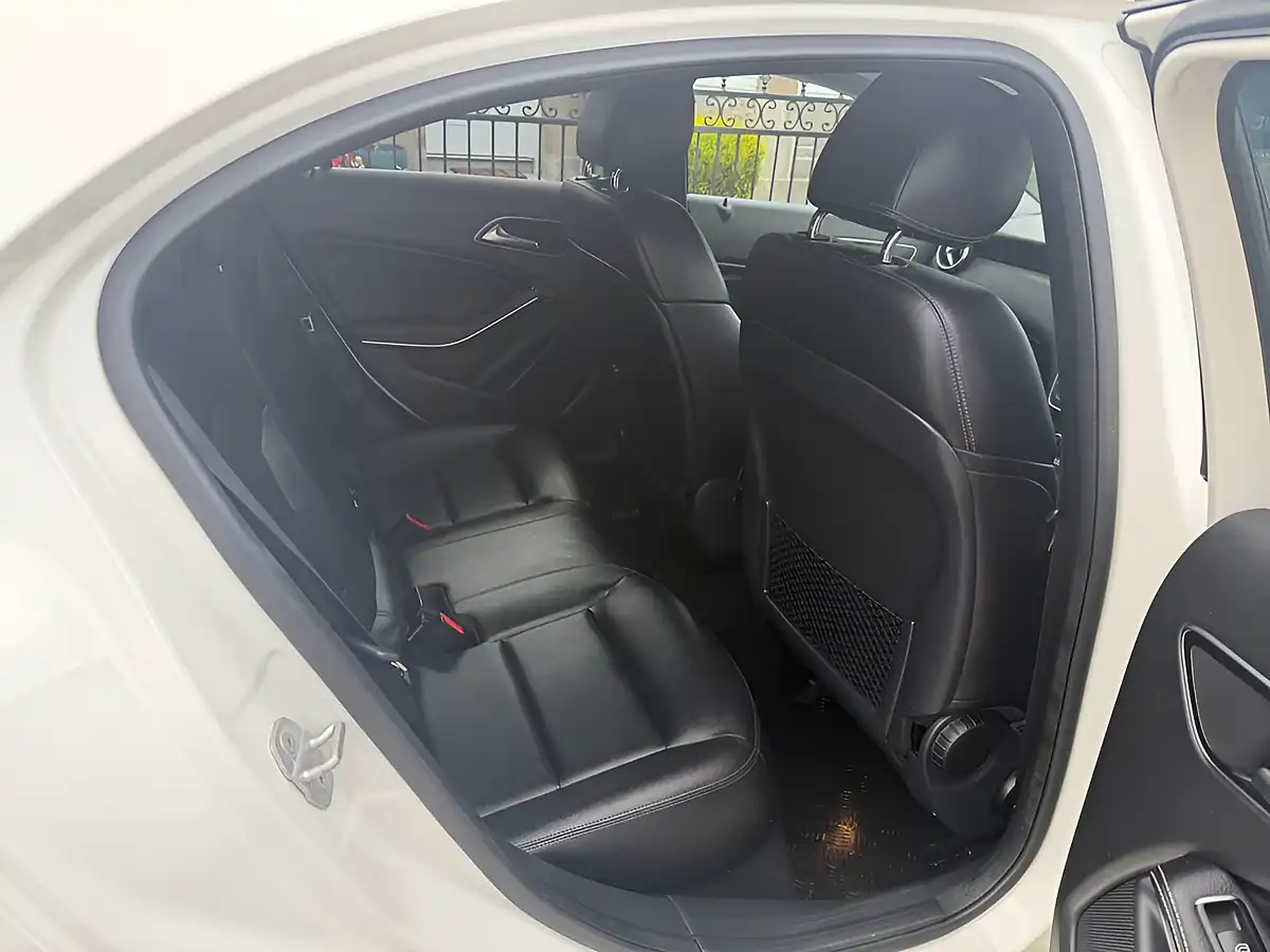 Used 2016 Mercedes-Benz a Class Sport (premium) White - Interior and Exterior details 19