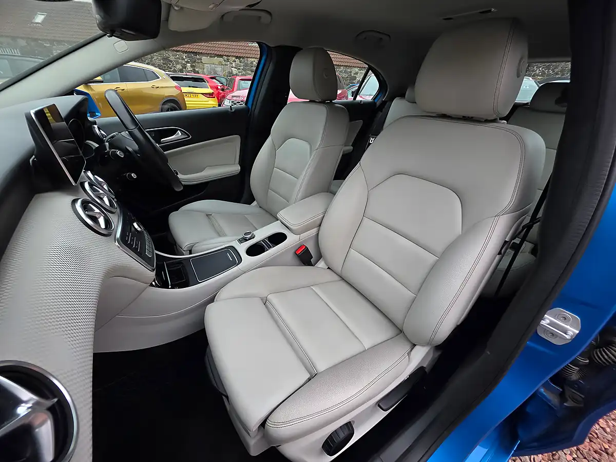Used 2016 Mercedes-Benz a Class Sport South Seas Blue Metallic - Interior and Exterior details 10
