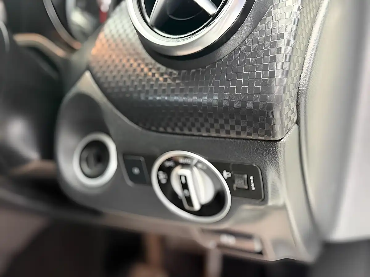 Used 2016 Mercedes-Benz a Class Sport White - Interior and Exterior details 14