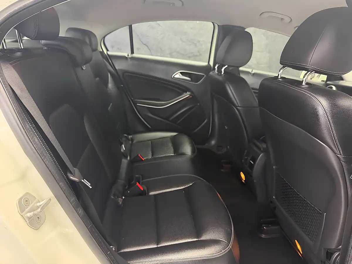 Used 2016 Mercedes-Benz a Class Sport White - Interior and Exterior details 19