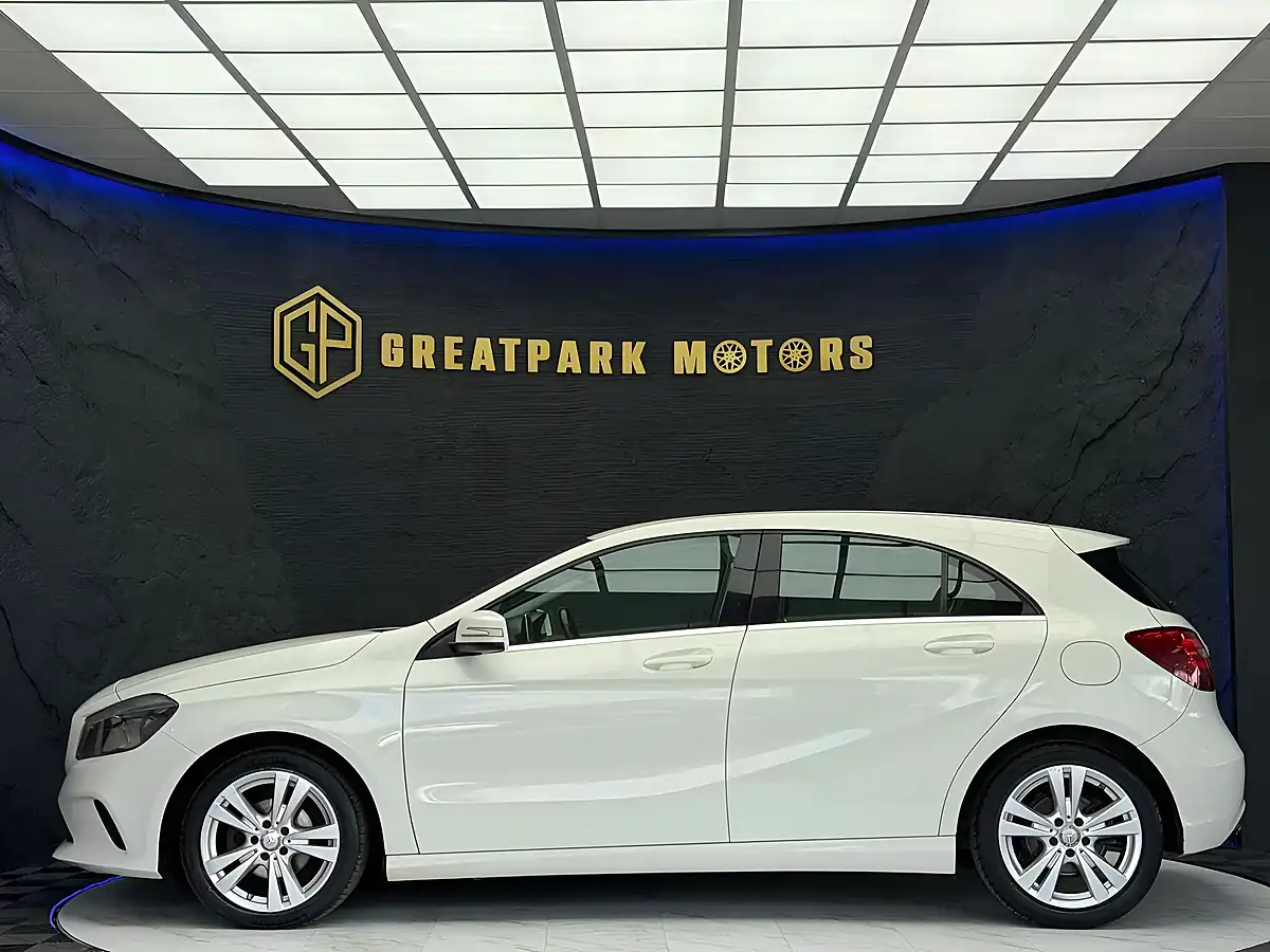 Used 2016 Mercedes-Benz a Class Sport White - Interior and Exterior details 8