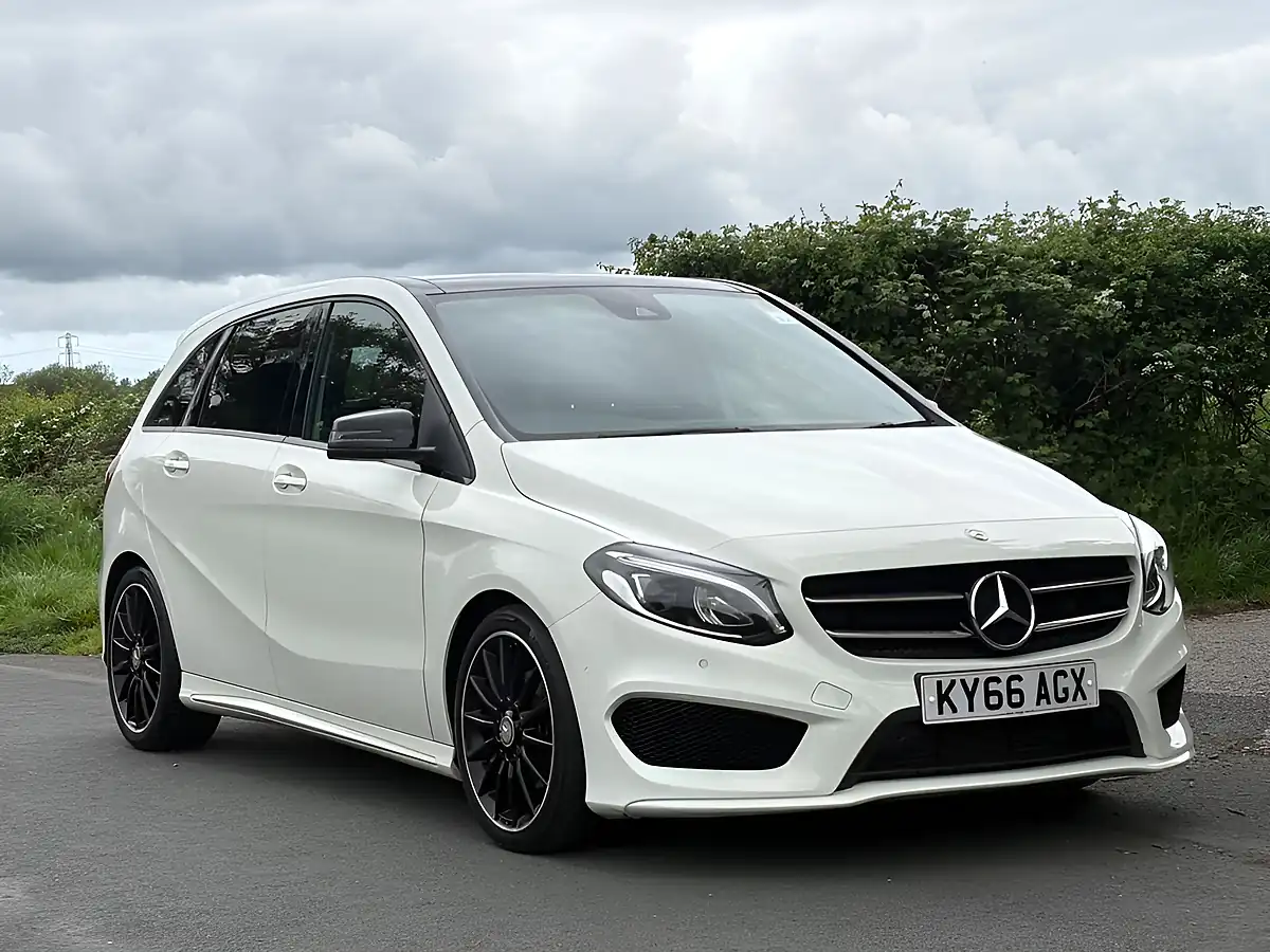Used 2016 Mercedes-Benz B-Class AMG Line (premium Plus) White - Front View