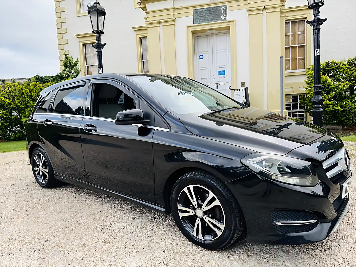 Used 2016 Mercedes-Benz B Class Se Black - Front View