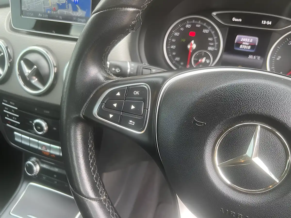 Used 2016 Mercedes-Benz B Class Se Grey - Interior and Exterior details 10