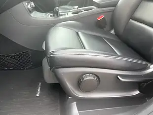 Used 2016 Mercedes-Benz B Class Se Grey - Interior and Exterior details 13
