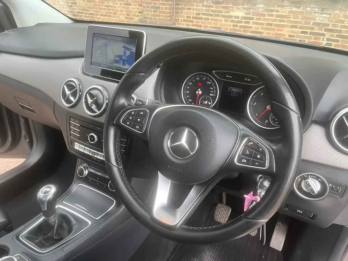 Used 2016 Mercedes-Benz B Class Se Grey - Interior and Exterior details 7