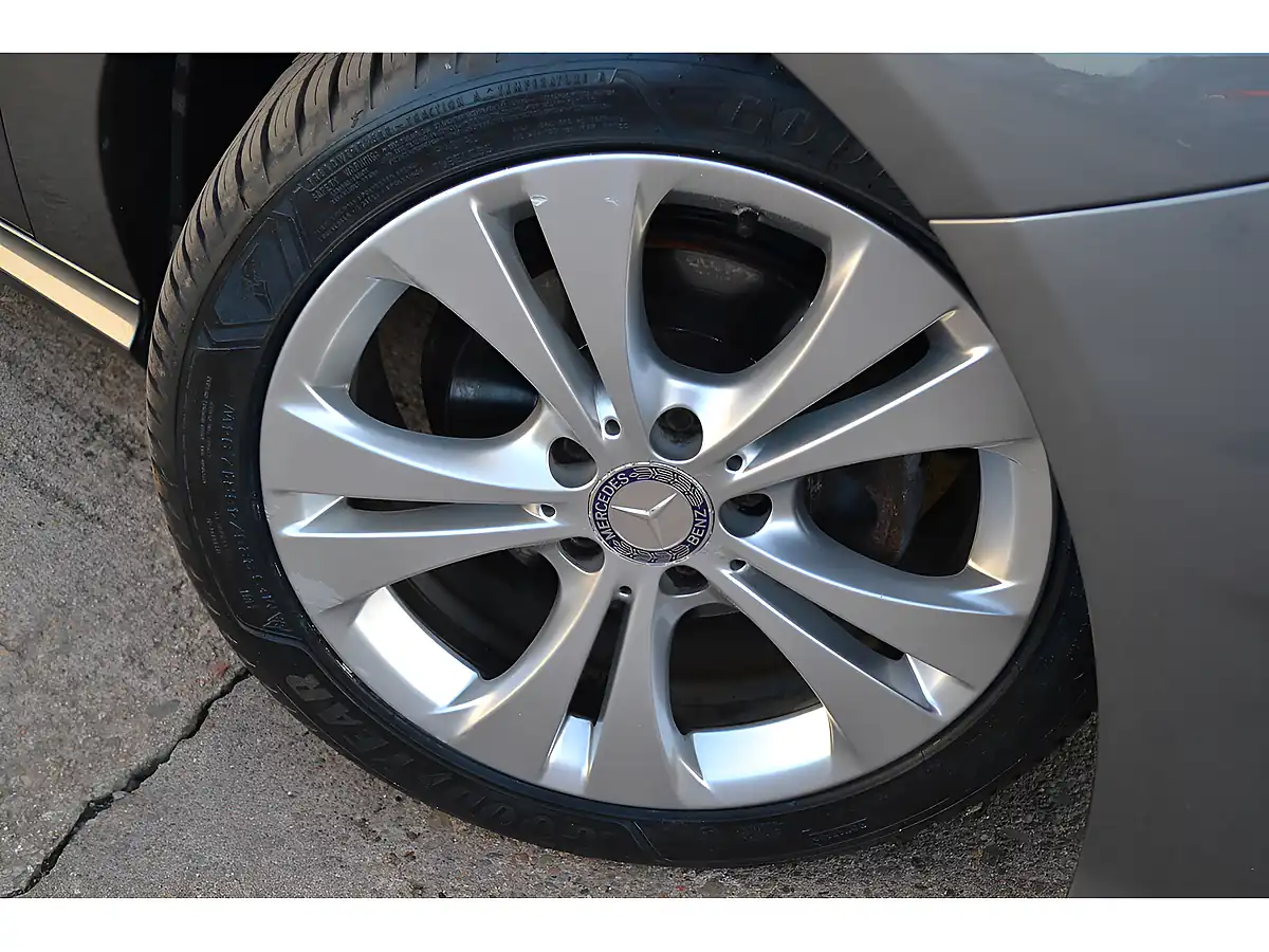 Used 2016 Mercedes-Benz B Class Sport Grey - Interior and Exterior details 4