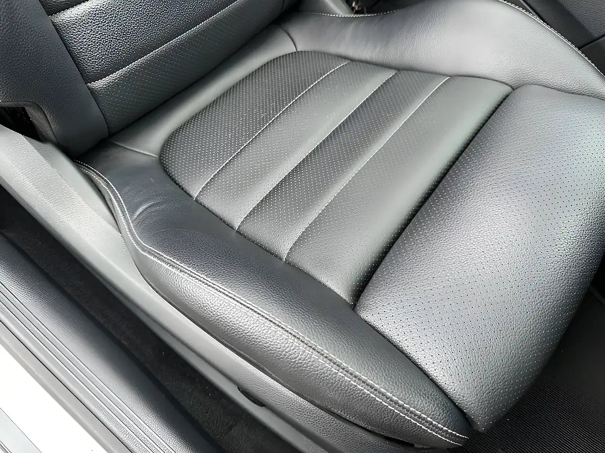 Used 2016 Mercedes-Benz C Class AMG Line (premium) Grey - Interior and Exterior details 15